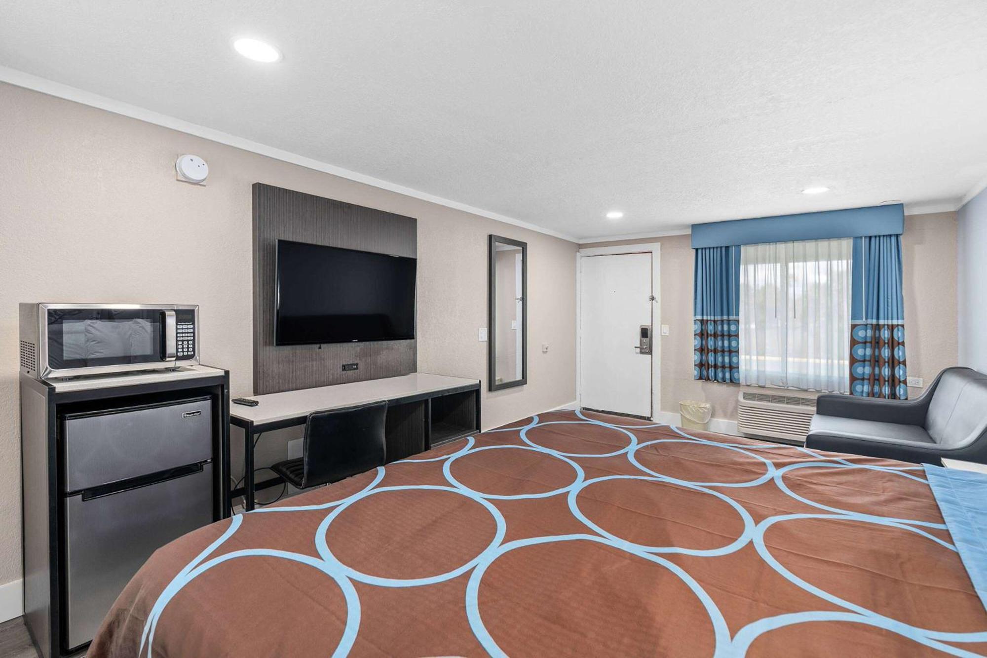 Super 8 By Wyndham Kissimmee-Orlando Otel Four Corners Dış mekan fotoğraf