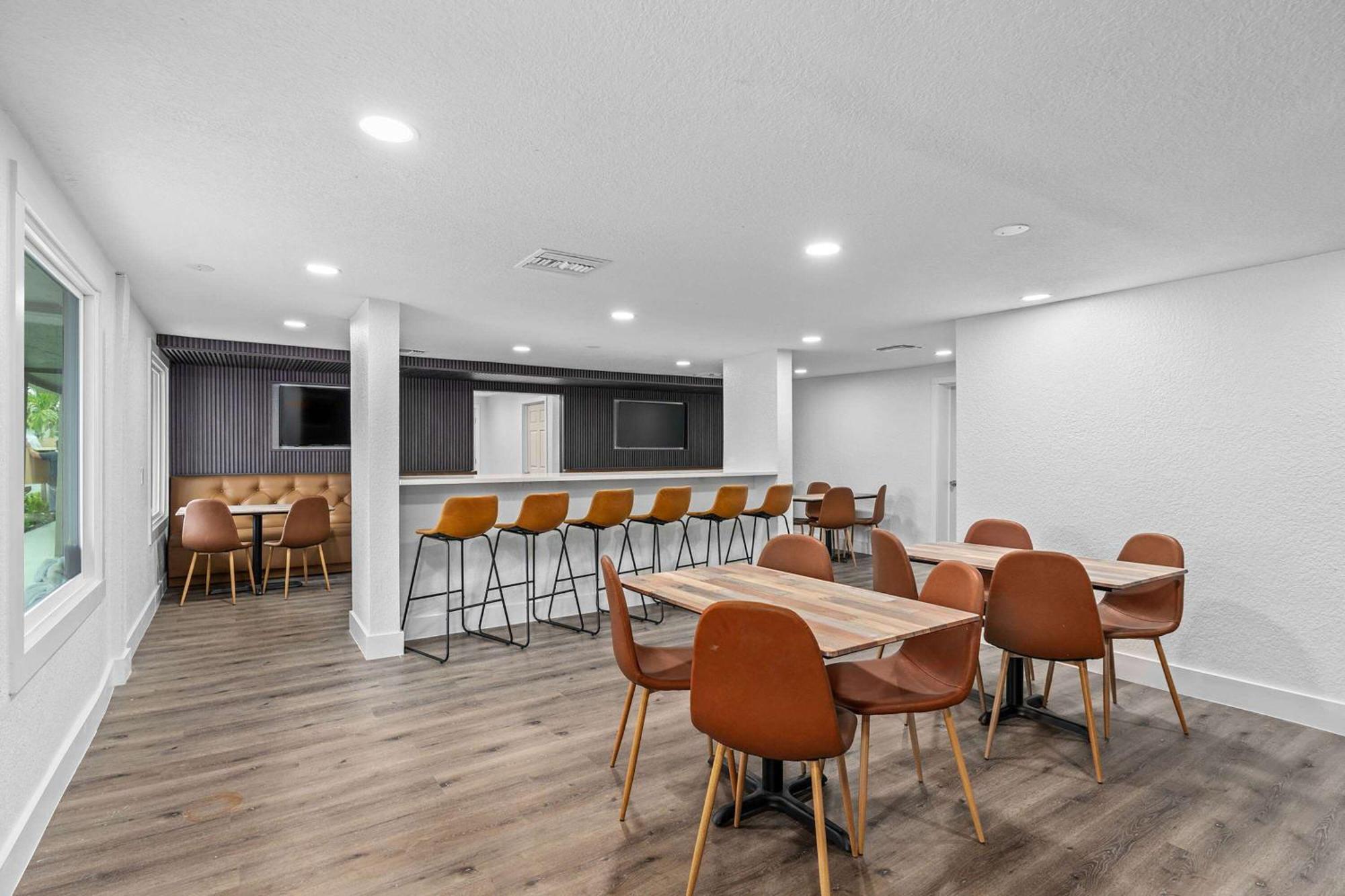 Super 8 By Wyndham Kissimmee-Orlando Otel Four Corners Dış mekan fotoğraf